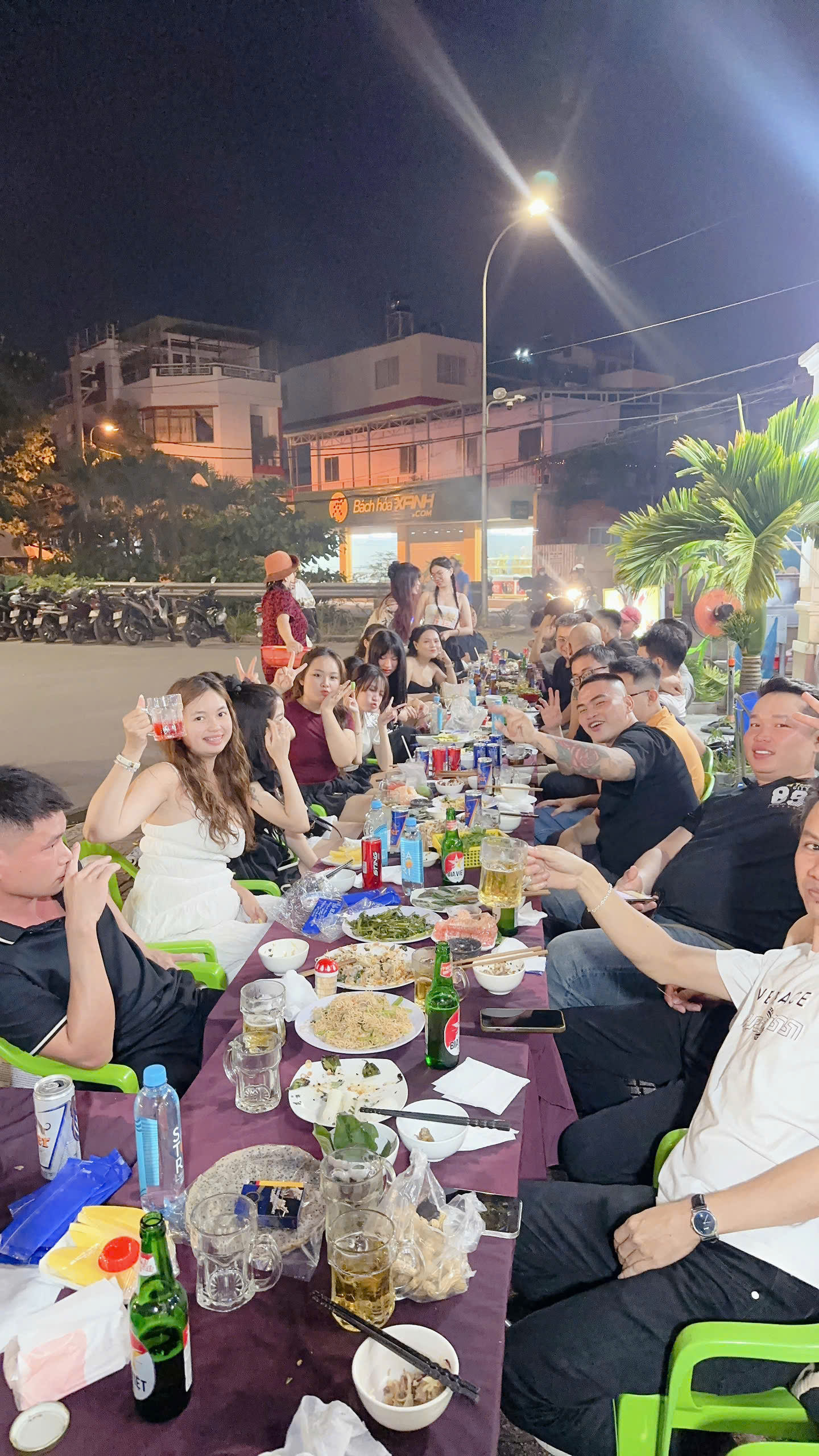 Cách Nowhenho định hình lại văn hóa gặp mặt với tính năng Nhóm Offline