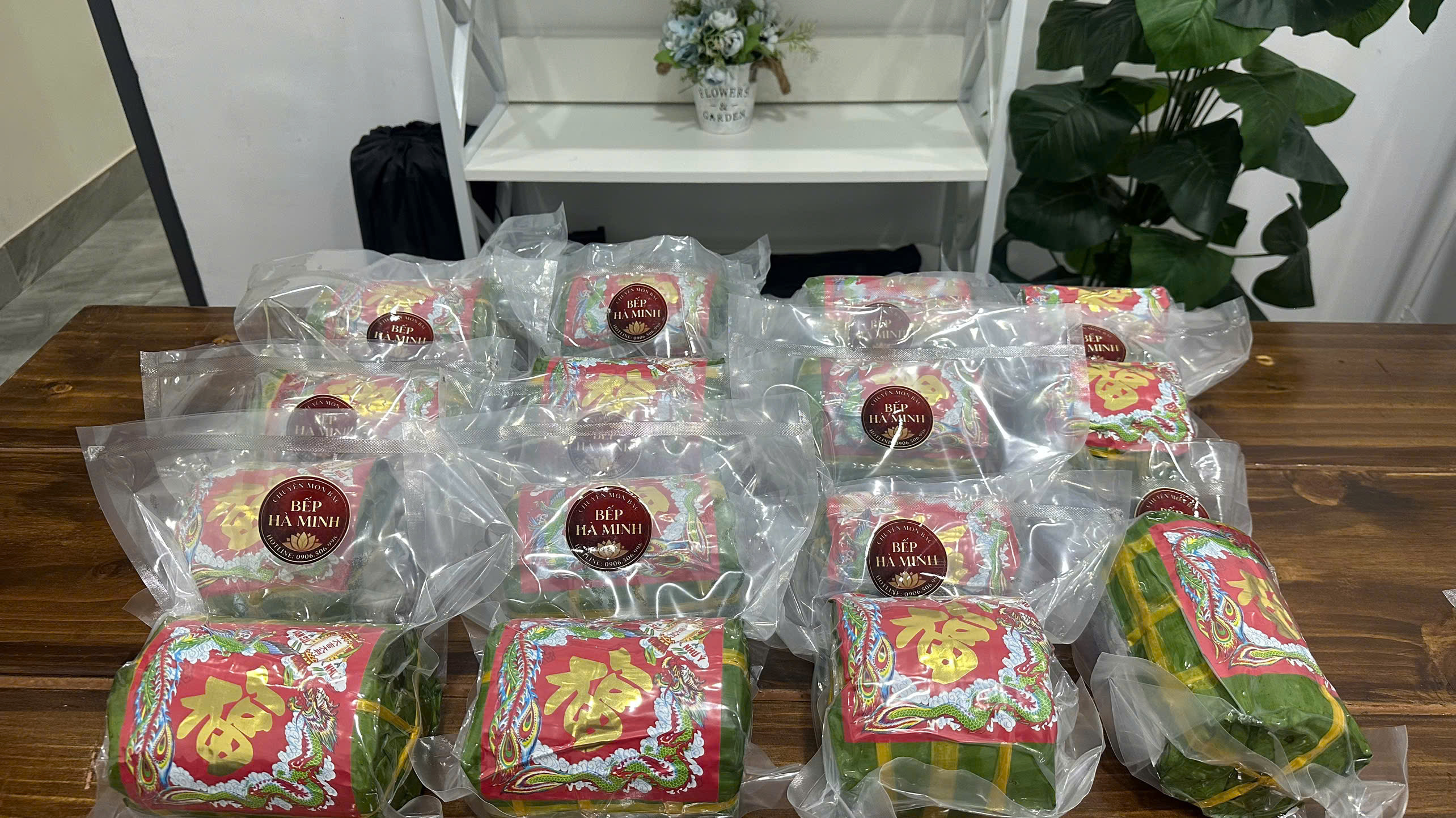 Review Bánh Chưng Bếp Hà Minh: Hương Vị Truyền Thống Chuẩn Bắc Giữa Lòng Gò Vấp